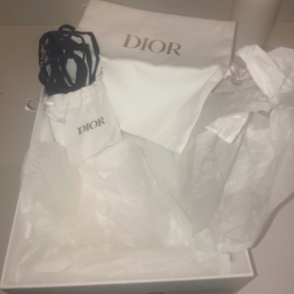 Dior sneakers - Picture 3 of 3